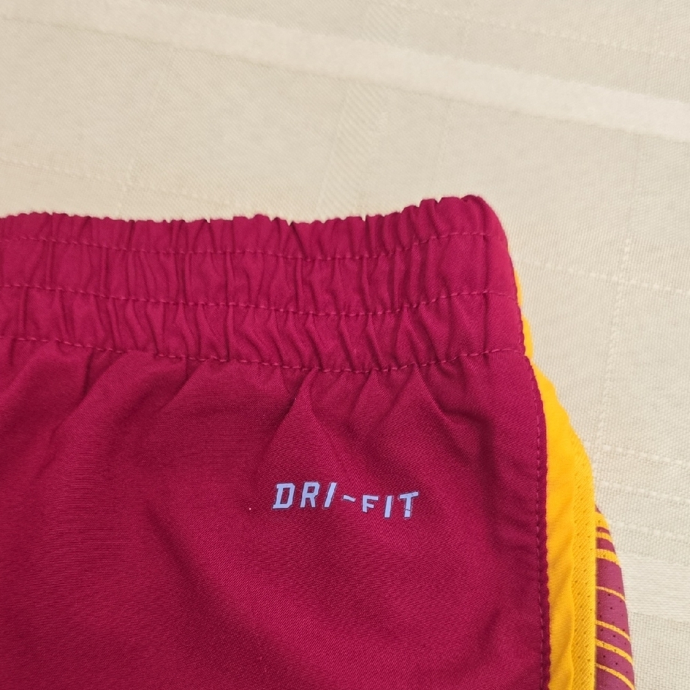 Nike USC Trojans Athletic Shorts Maroon Gold Size S Dri Fit - Picture 3 of 7